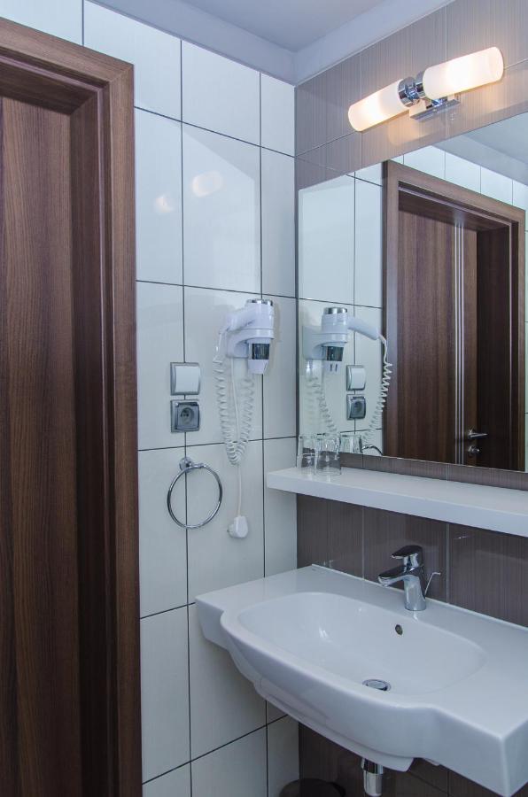 Hotel Artus - Old Town Gdańsk Szoba fotó
